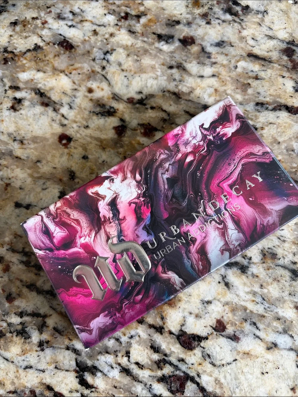 ⚡️❄️Urban Decay Urban Addictions Eyeshadow Palette